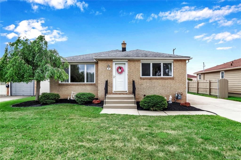 41 Nadine Drive, Cheektowaga, NY 14225 Buffalo NY Homes For Sale